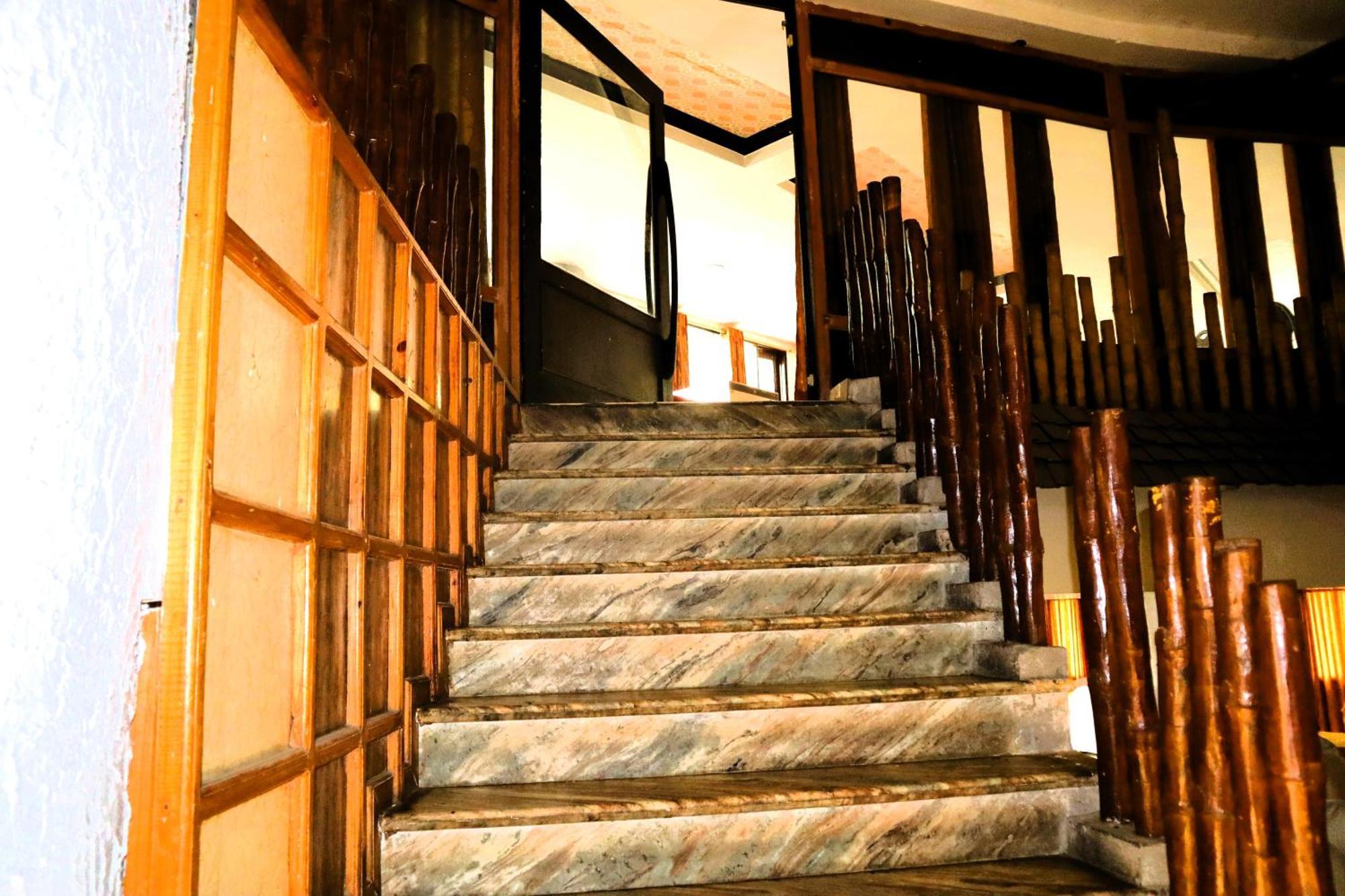 Hotel River Bank Mandi Ngoại thất bức ảnh